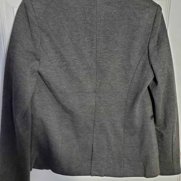 PHILOSOPHY Classic Gray Blazer with Small Pockets and One Button Closure - Picture 11 of 13